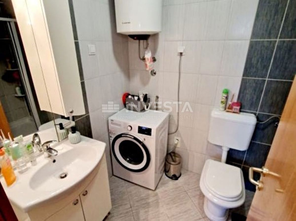 Hrvaška, Istra, Pula, Monte Magno, prostoren apartma 123m2 z 2 parkirnima mestoma