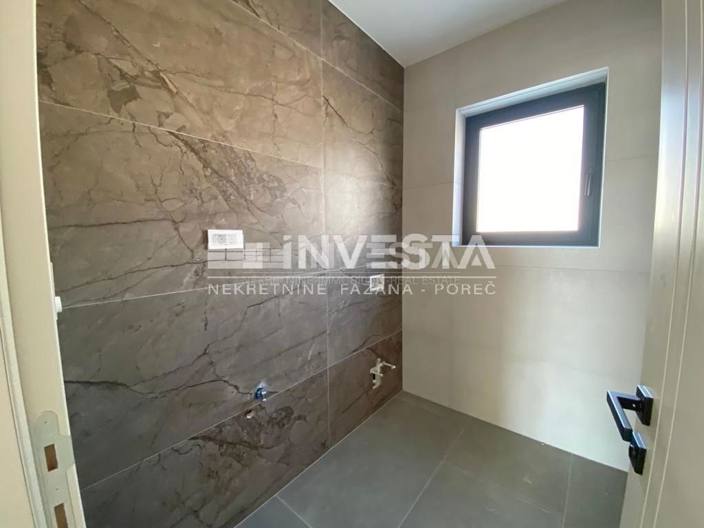 Okolica Svetvinčenta, lepa vila z bazenom, 4 spalnice, novogradnja
