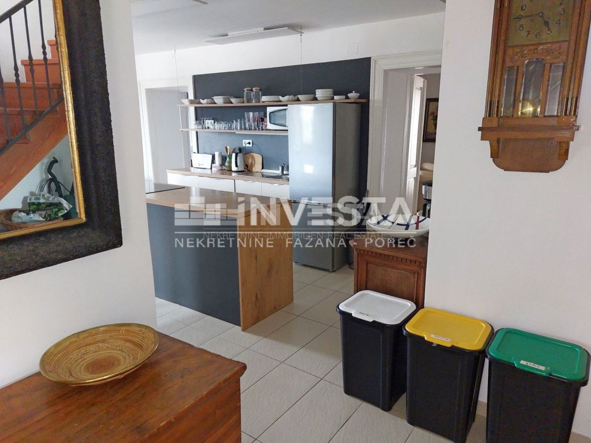 Okolica Poreča, obnovljena avtohtona istrska hiša s 3 apartmaji