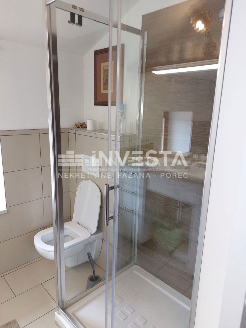 Okolica Poreča, obnovljena avtohtona istrska hiša s 3 apartmaji