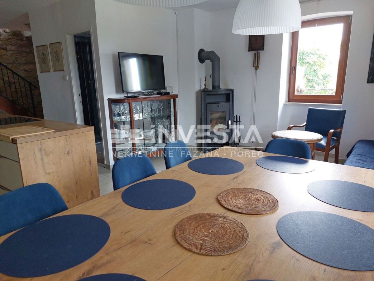 Okolica Poreča, obnovljena avtohtona istrska hiša s 3 apartmaji