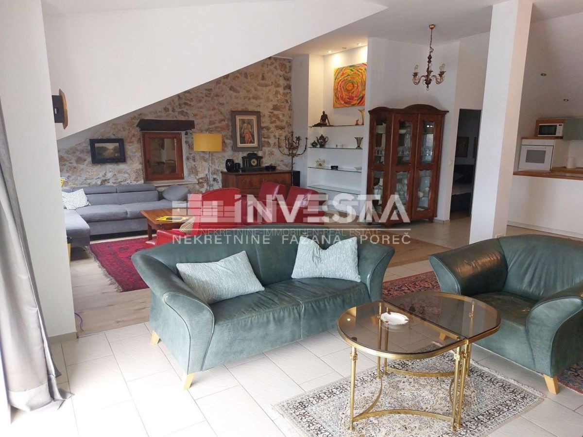 Okolica Poreča, obnovljena avtohtona istrska hiša s 3 apartmaji