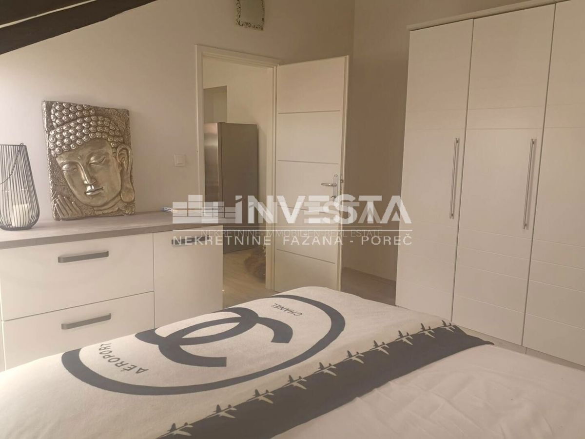 Pula, Center, prenovljeno stanovanje 61 m2 s parkiriščem