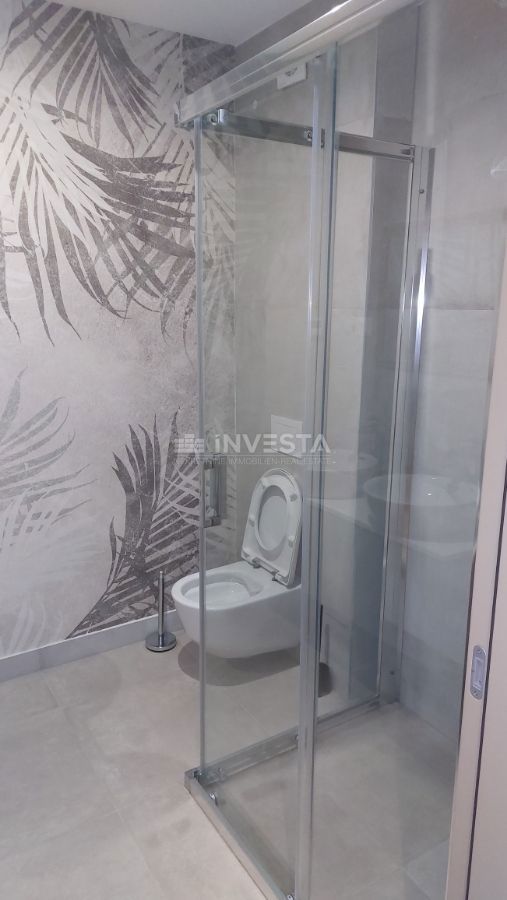 Okolica Poreča, pritličje stanovanje z bazenom, 93 m2, novogradnja