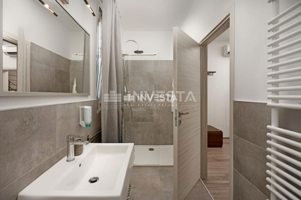 Marčana, Divšići in Krnica, 2 moderni počitniški vili, 3 spalnice + dnevna soba