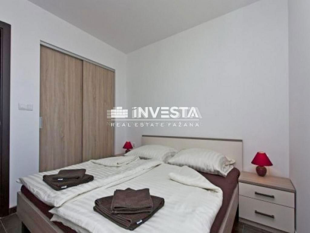 Fažana, Valbandon, moderna vila z bazenom, 7 sob