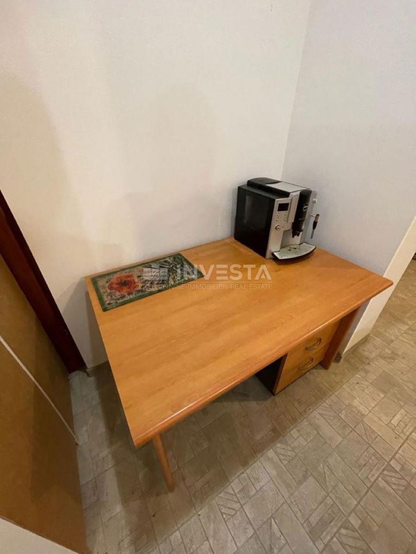 Poslovna večnamenska stavba Svetvinčenat