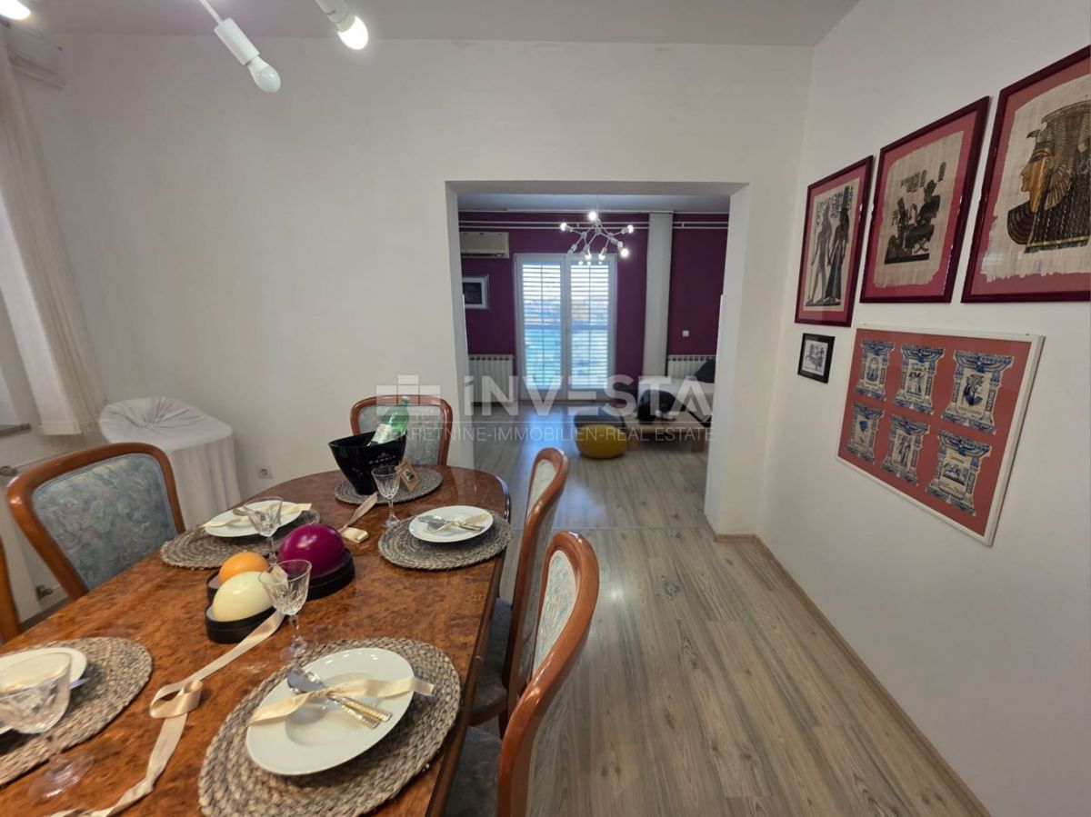 Pula, čudovito in prostorno stanovanje, 3 spalnice, lastno parkirišče in vrt