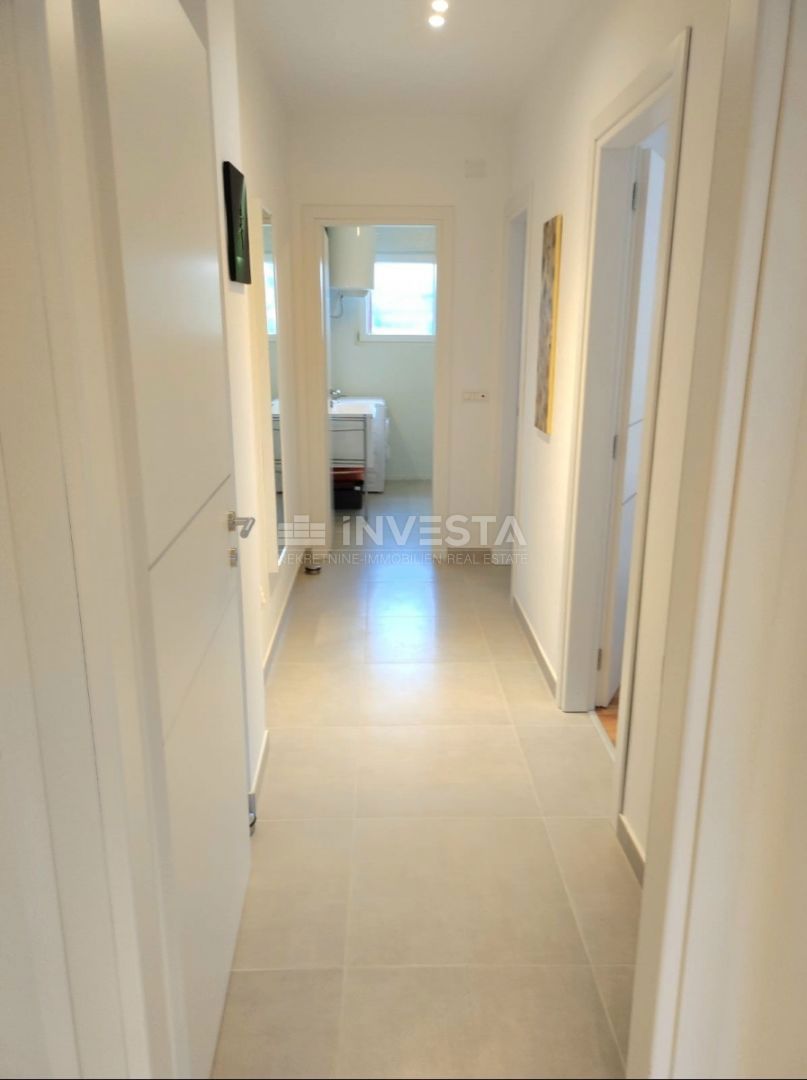 Luksuzno stanovanje na mirni lokaciji