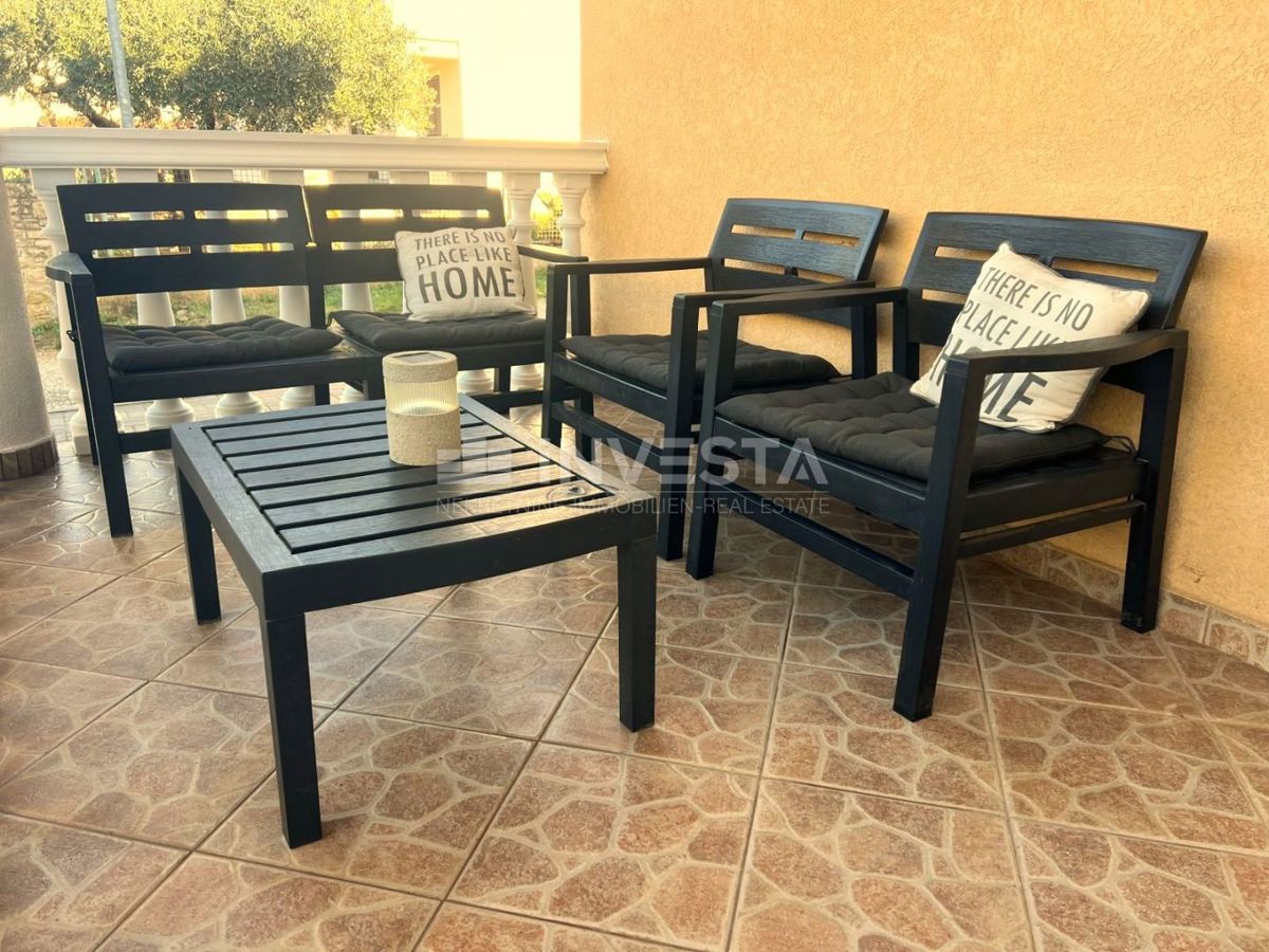 Pula, Štinjan – dvosobno stanovanje, 70 m²