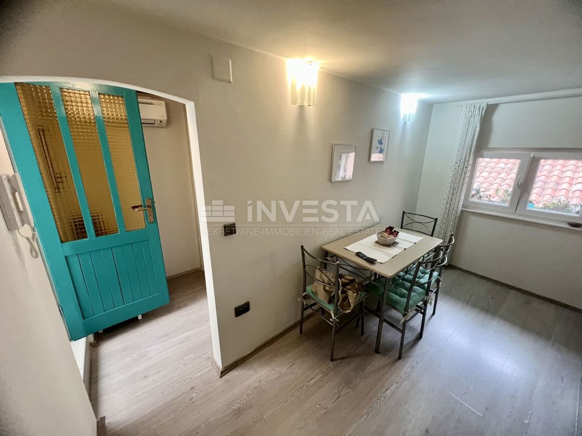 Pula, prenovljeno stanovanje v centru, 1. nadstropje, 45 m²