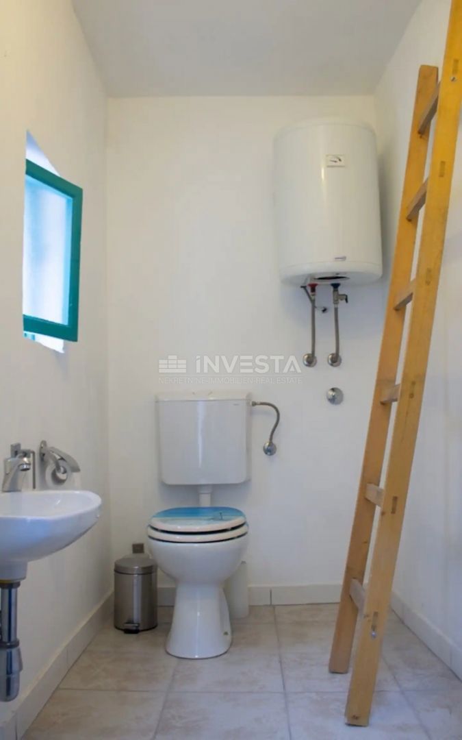 Pula, prenovljeno stanovanje v centru, 1. nadstropje, 45 m²