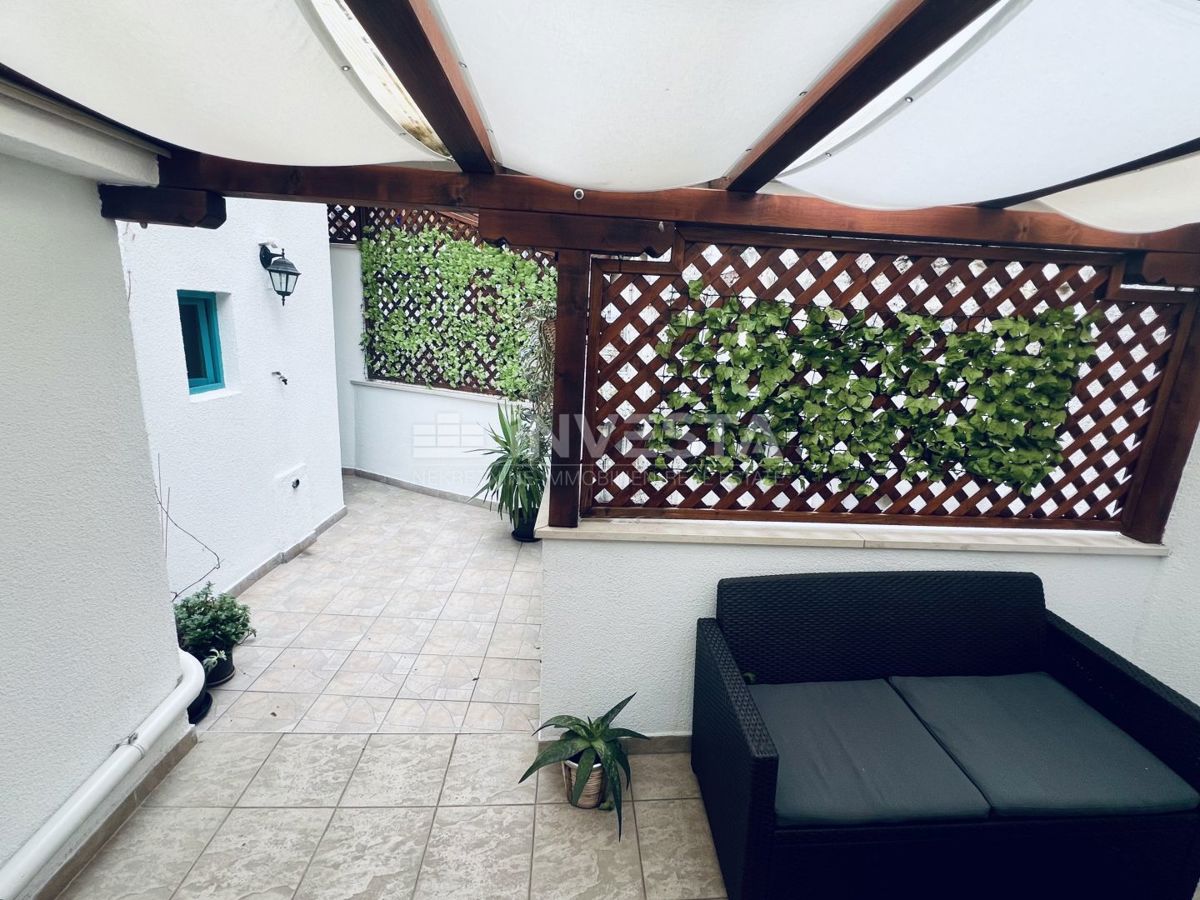 Pula, prenovljeno stanovanje v centru, 1. nadstropje, 45 m²