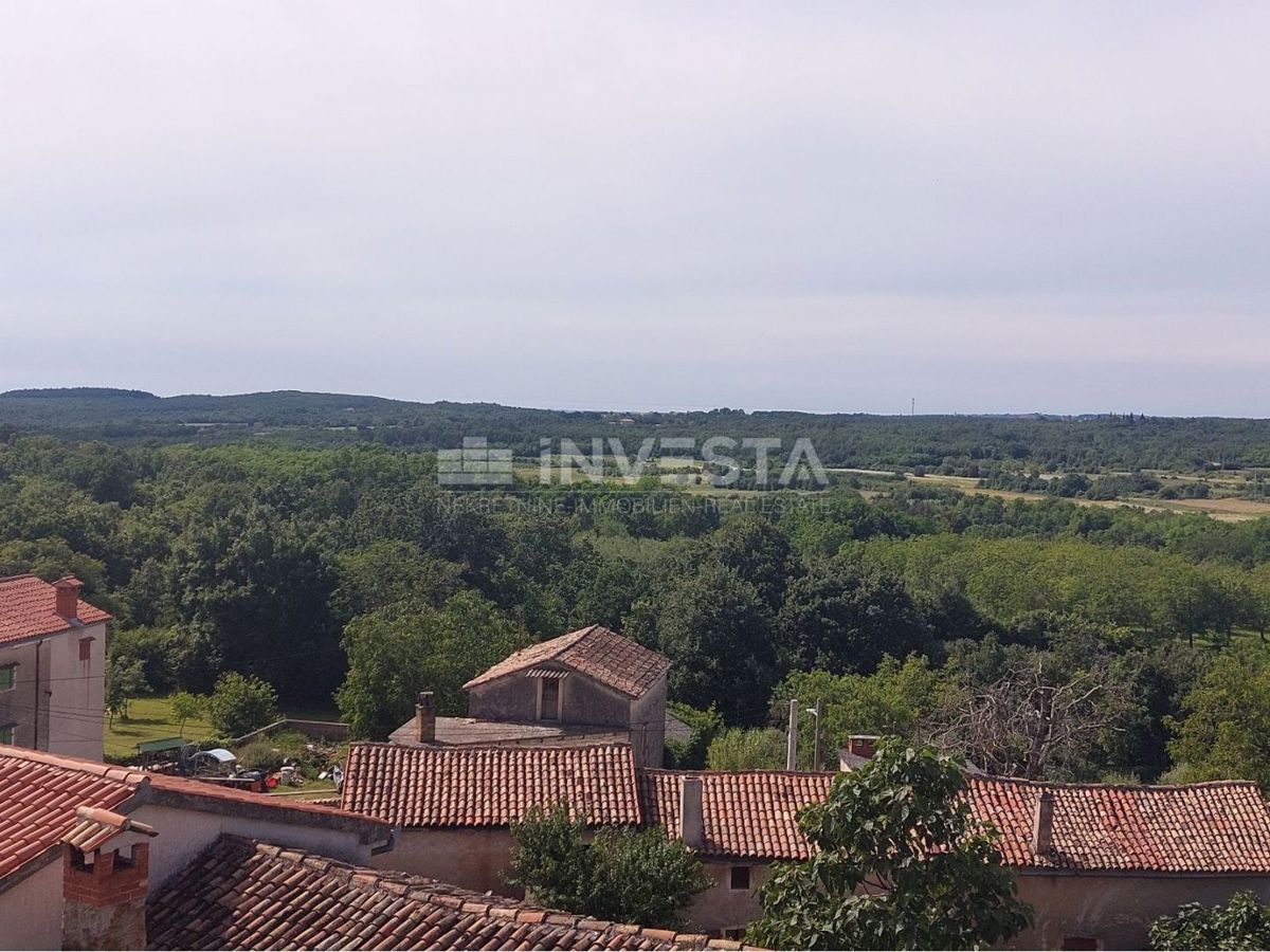 Okolica Poreča, avtohtona istrska počitniška hiša, prostoren vrt