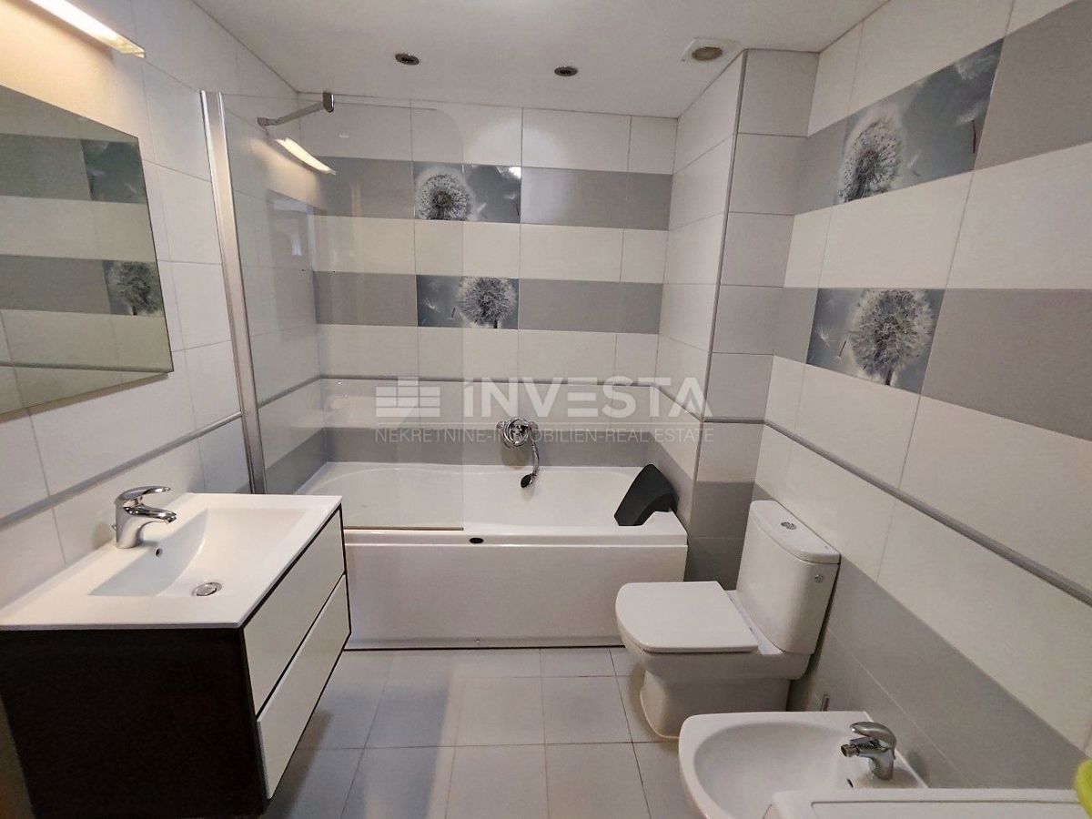 Premantura, trisobni apartma z 2 terasama in panoramskim pogledom na morje