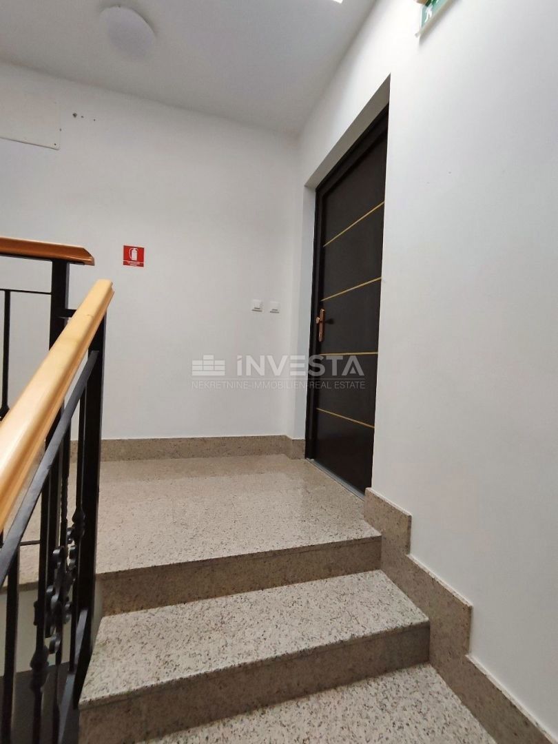 Premantura, trisobni apartma z 2 terasama in panoramskim pogledom na morje