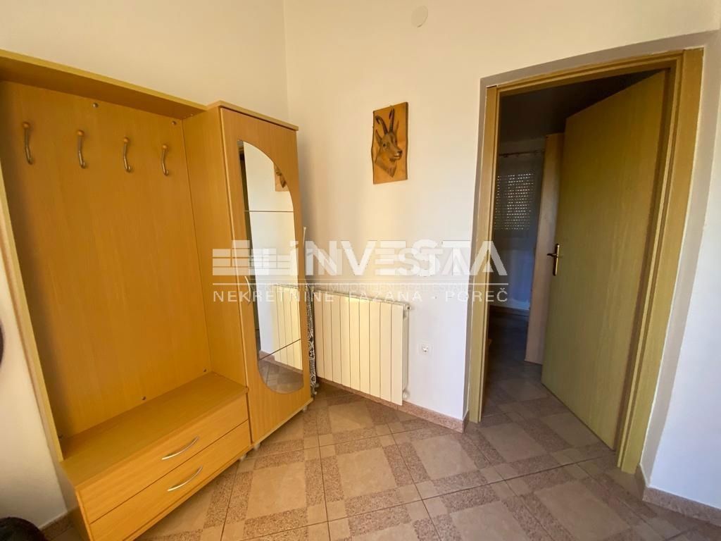 Fažana, Valbandon, hiša s tremi stanovanjskimi enotami v bližini morja in plaž