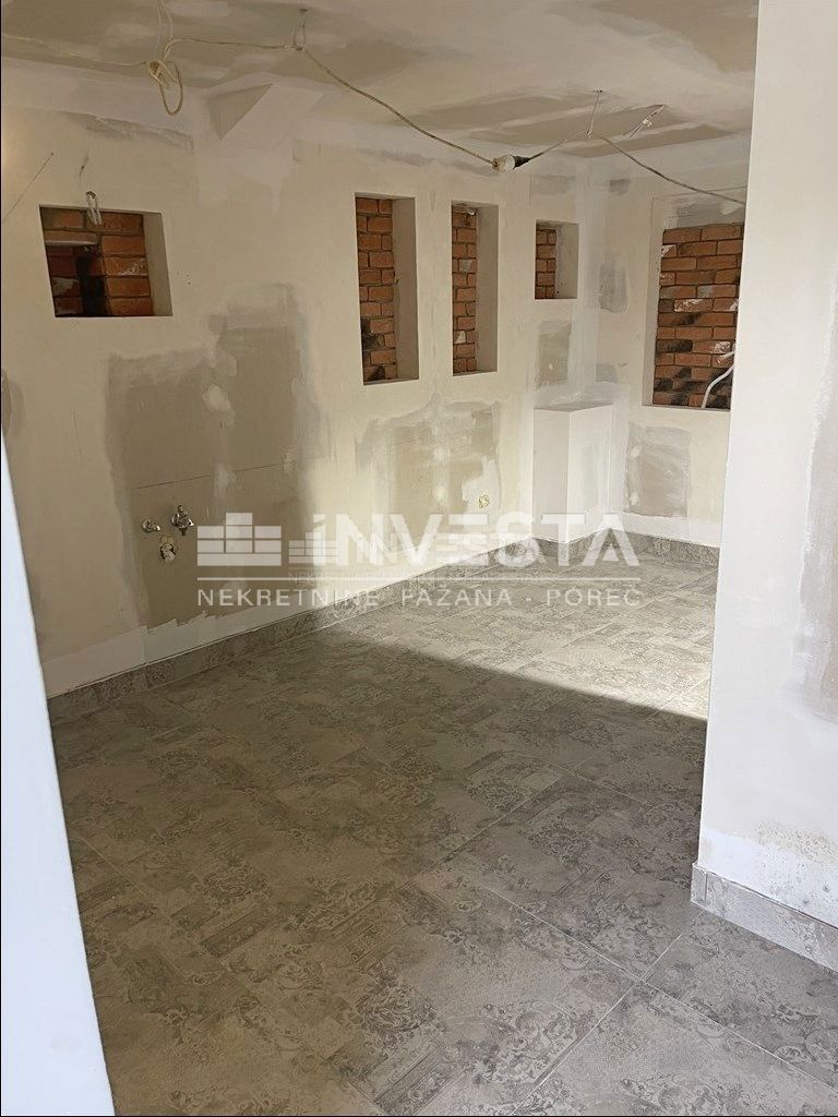 Okolica Svetvinčenta, očarljiva prenovljena kamnita hiša z bazenom