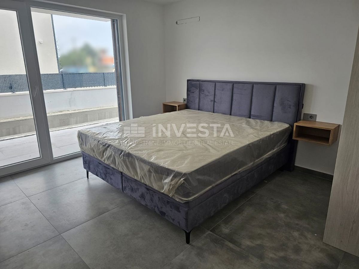 Medulin, moderna vila 150 m od morja