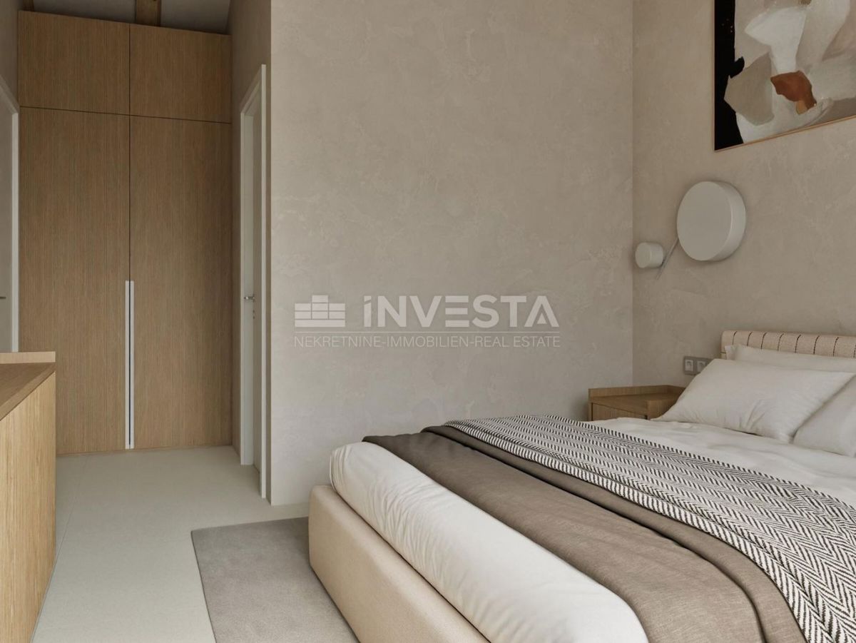 Okolica Labina, čudovita vila s bazenom in strešnim terasama