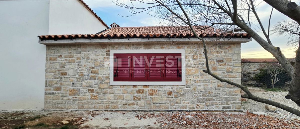 Prenovljena istrska hiša v mirnem okolju