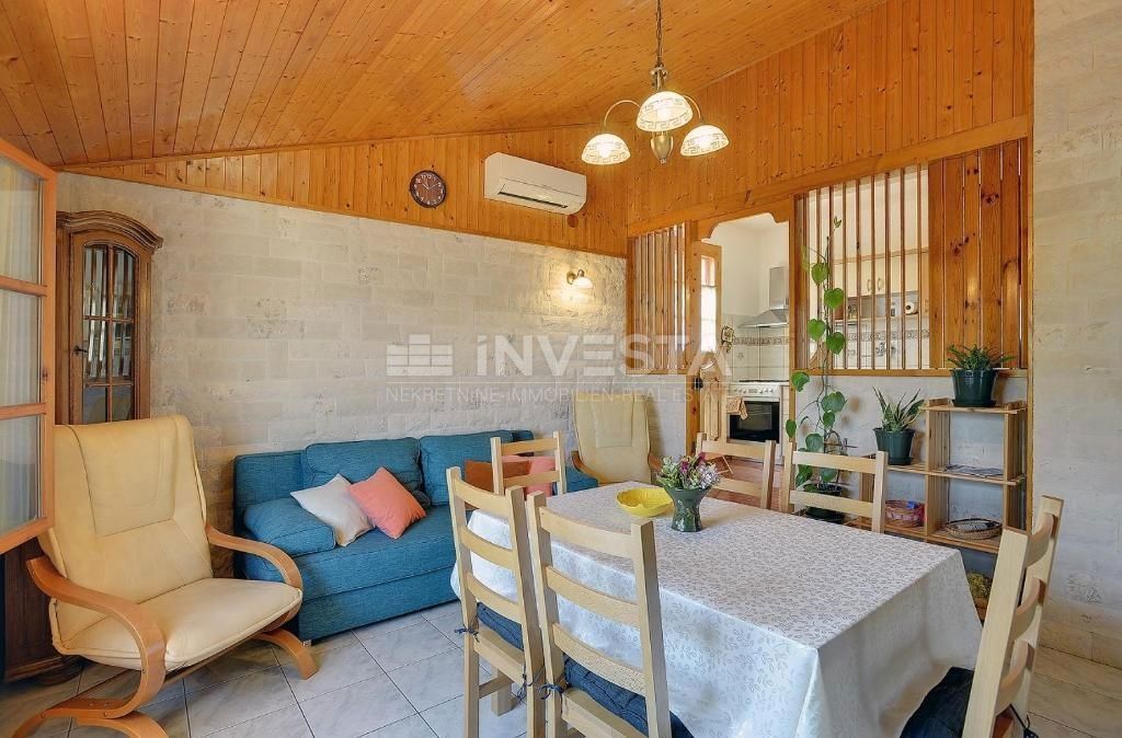 Banjole, samostojna hiša s čudovitim vrtom, 150 m od morja