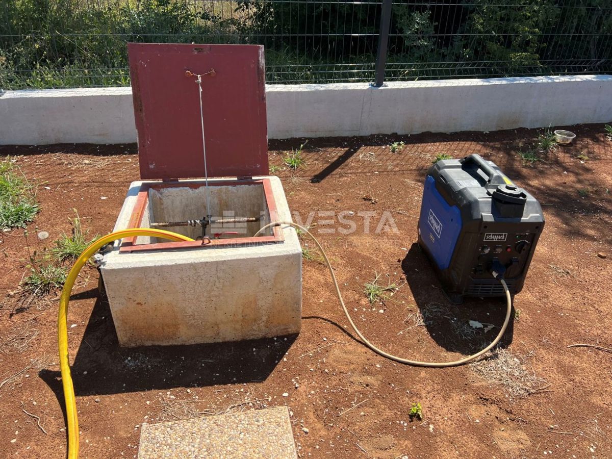 Pulj, Veli Vrh – Kmetijsko zemljišče 500 m²