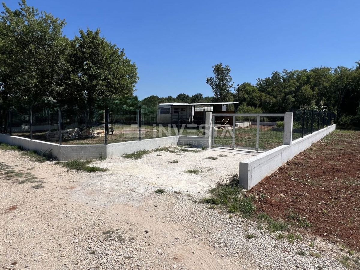 Pulj, Veli Vrh – Kmetijsko zemljišče 500 m²
