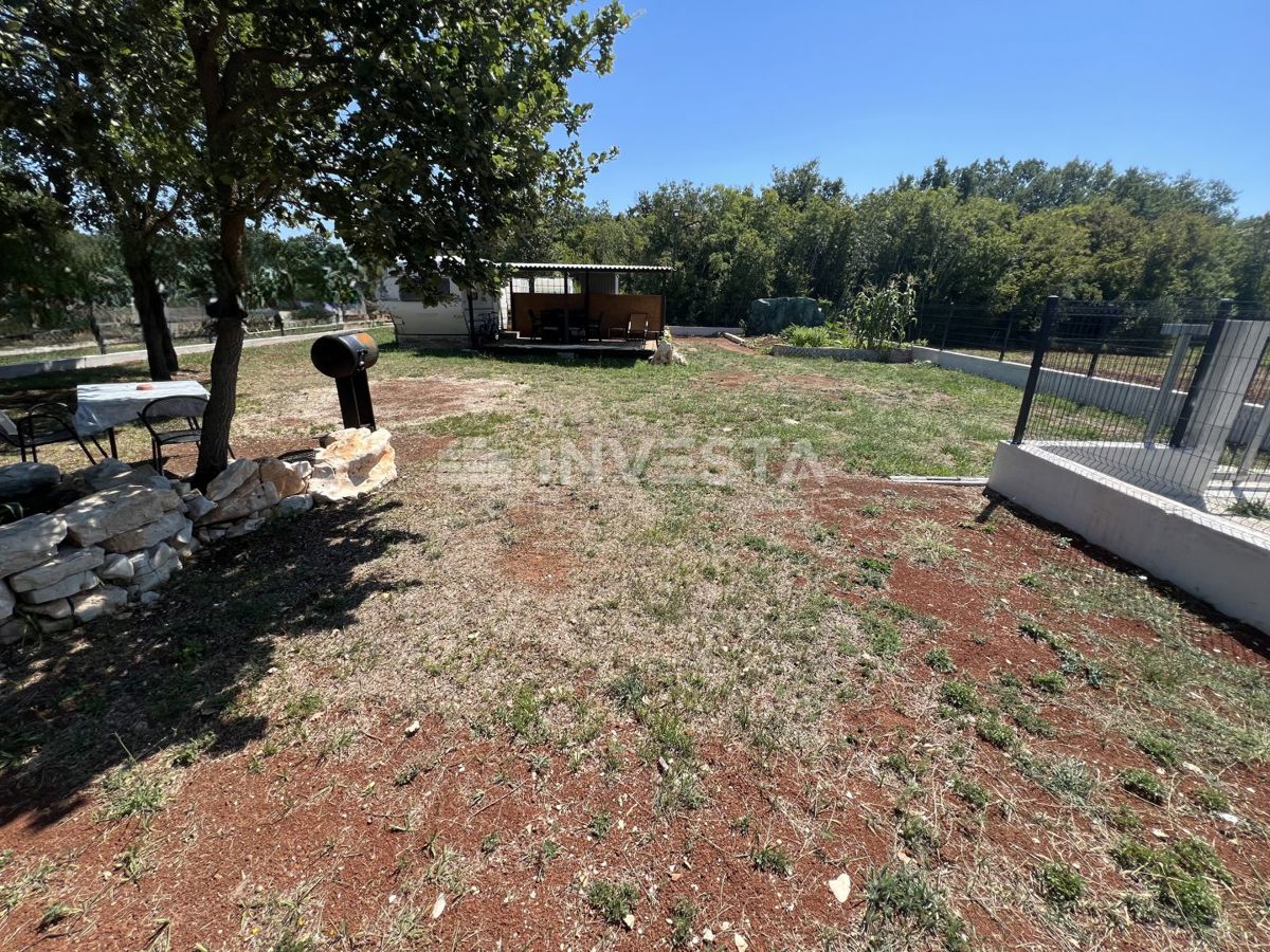 Pulj, Veli Vrh – Kmetijsko zemljišče 500 m²