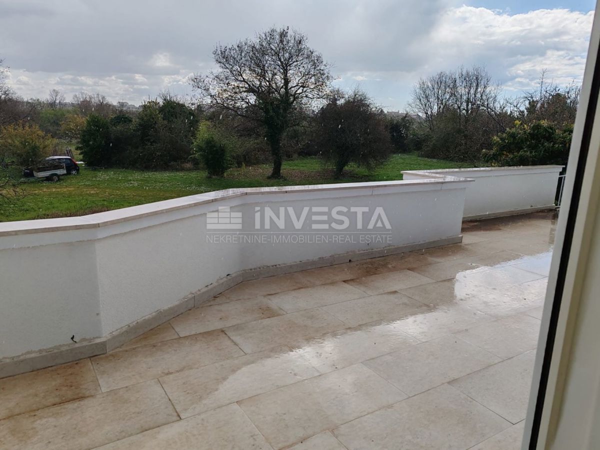 Hiša Novigrad, 590m2