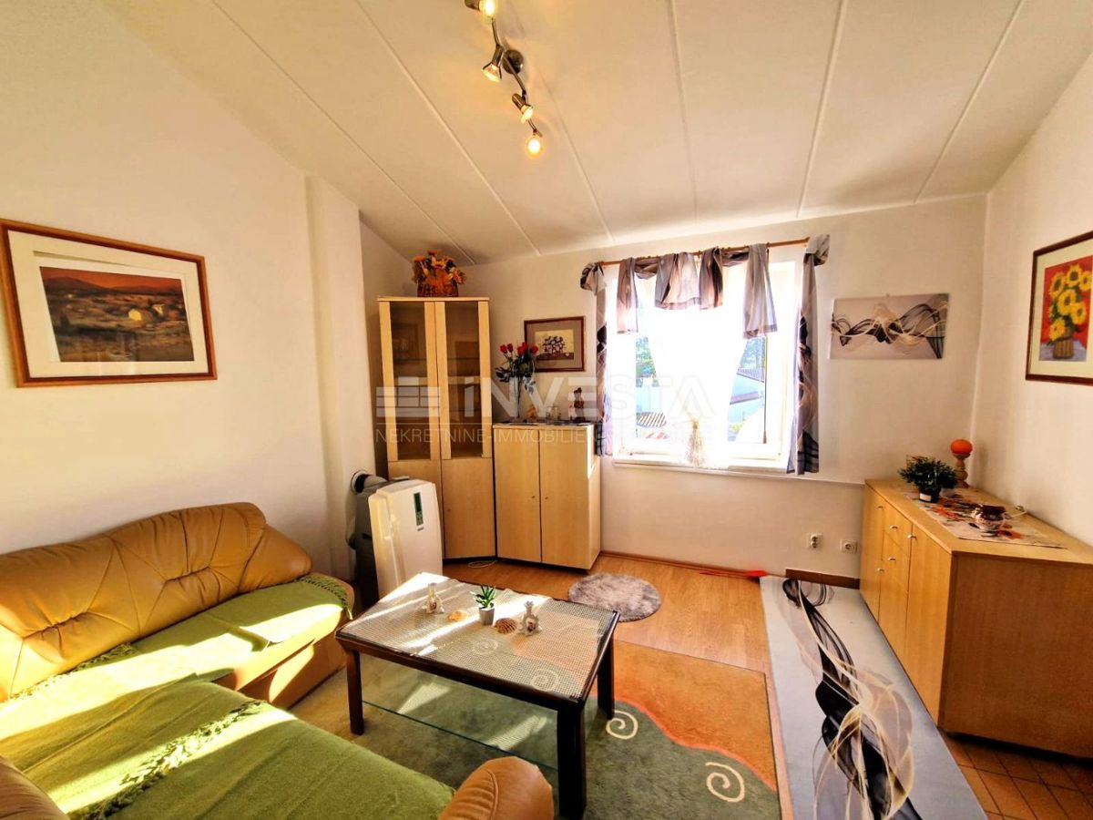 Barbariga, stanovanje blizu morja, parkirišče