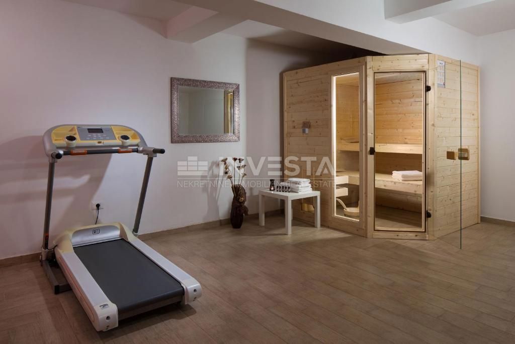 Hiša Šumber, Sveta Nedelja, 300m2