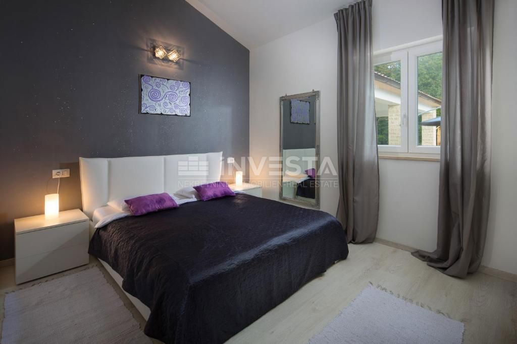 Hiša Šumber, Sveta Nedelja, 300m2