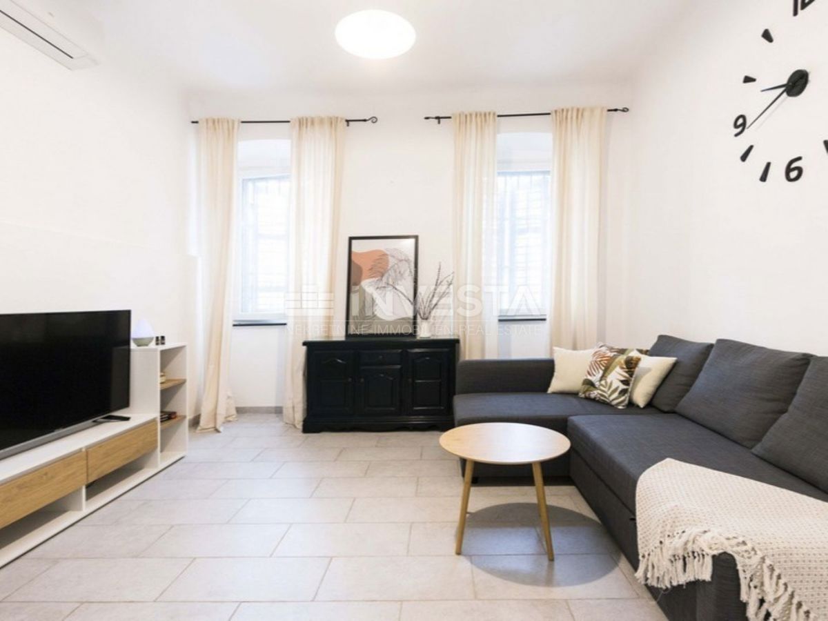 Stanovanje Centar, Pula, 45,48m2