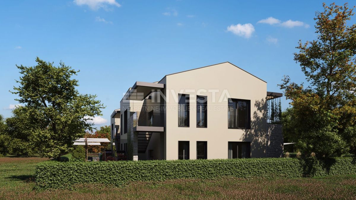 Stanovanje v novogradnji z majhnim vrtom