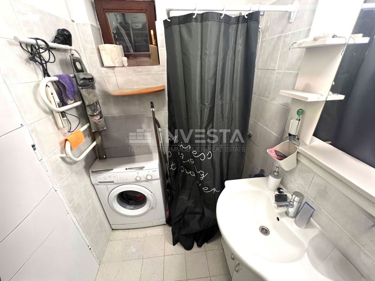 Peroj, stanovanje v prvem nadstropju, površine 42 m²