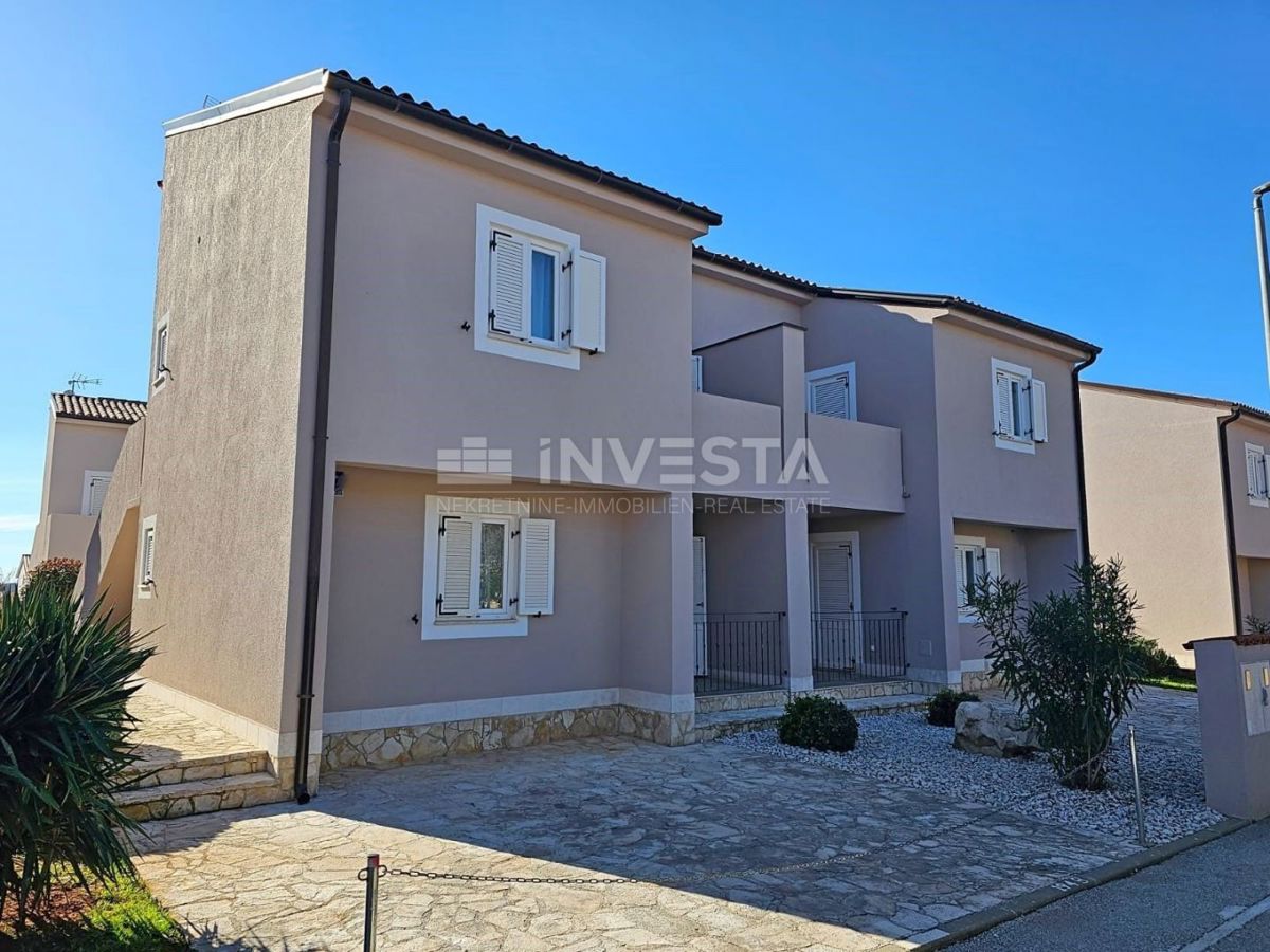 Medulin, apartma 72,35 m2 na vrhunski lokaciji, 2 spalnici, 200 m od morja