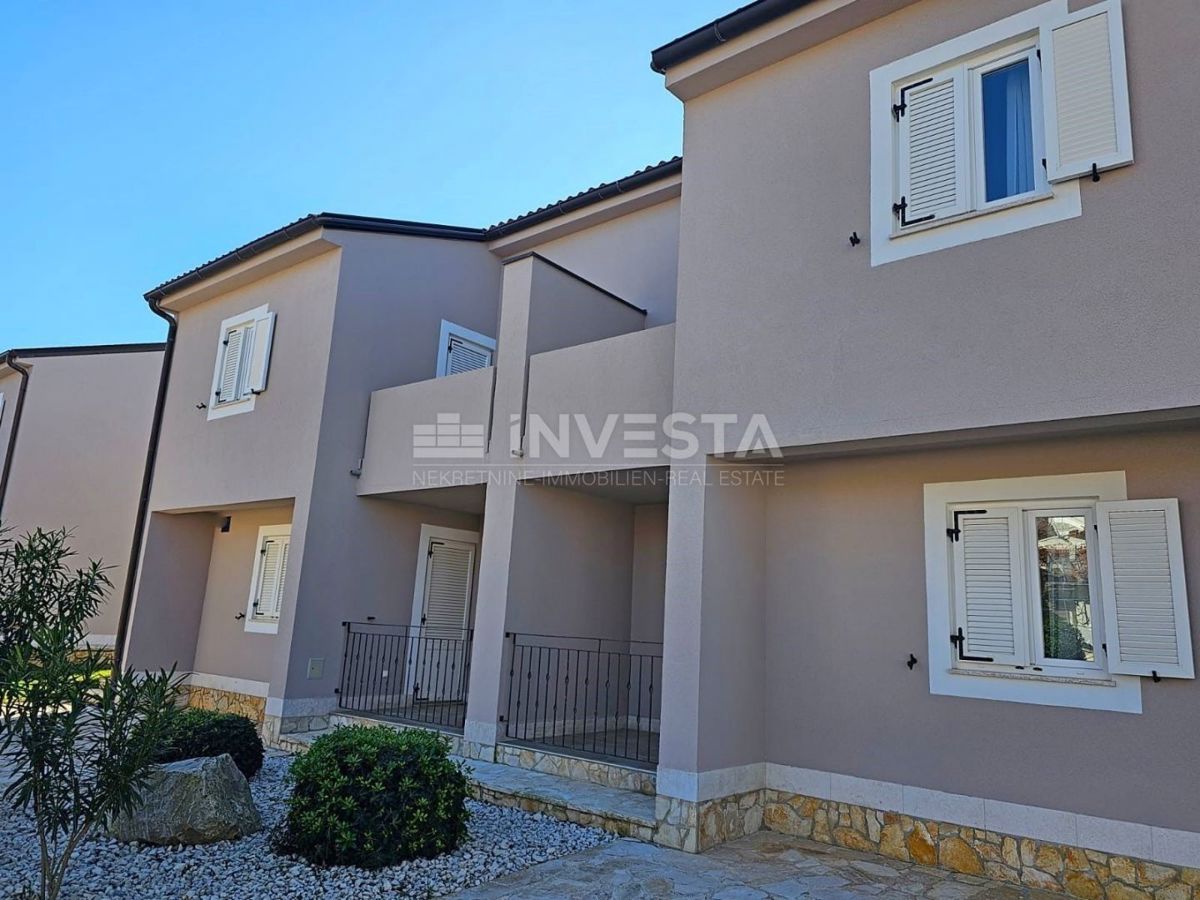 Medulin, apartma 72,35 m2 na vrhunski lokaciji, 2 spalnici, 200 m od morja