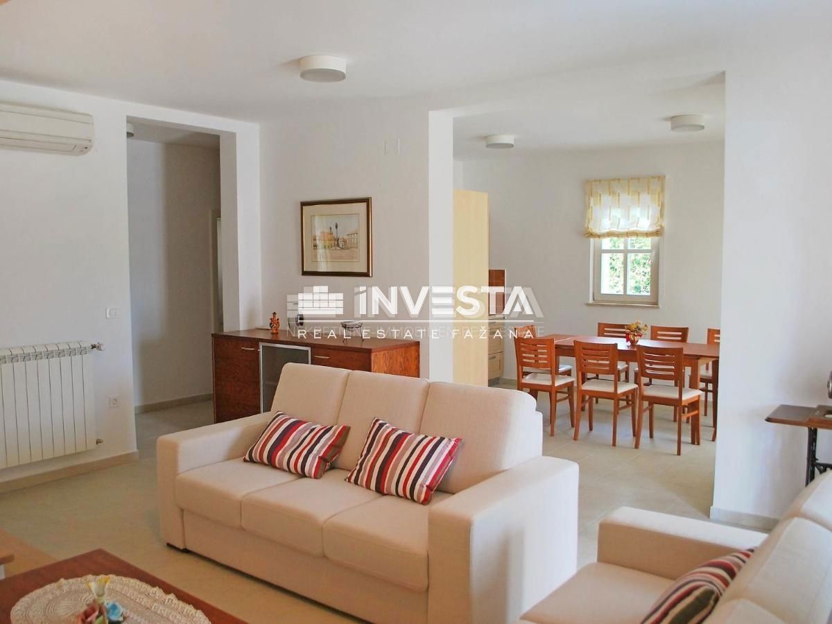 Okolica Marčane, Rustikalna istrska vila z bazenom, 160 m²