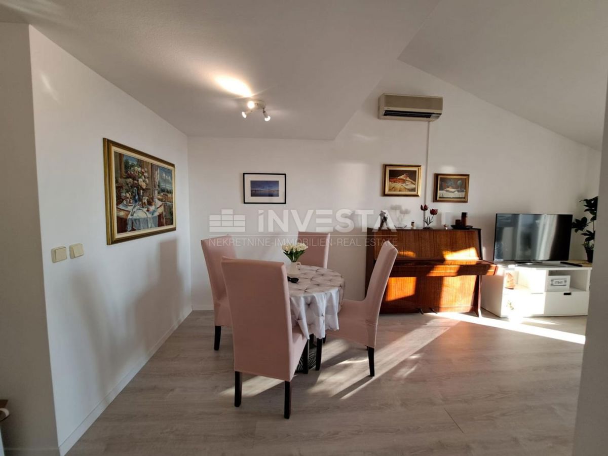 Poreč, penthouse blizu plaž in mestnega središča