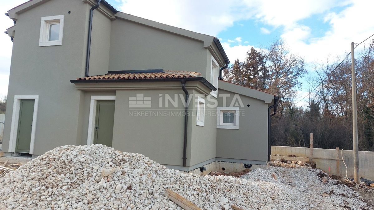 Tinjan, Kompleks 5 Vil z Bazeni