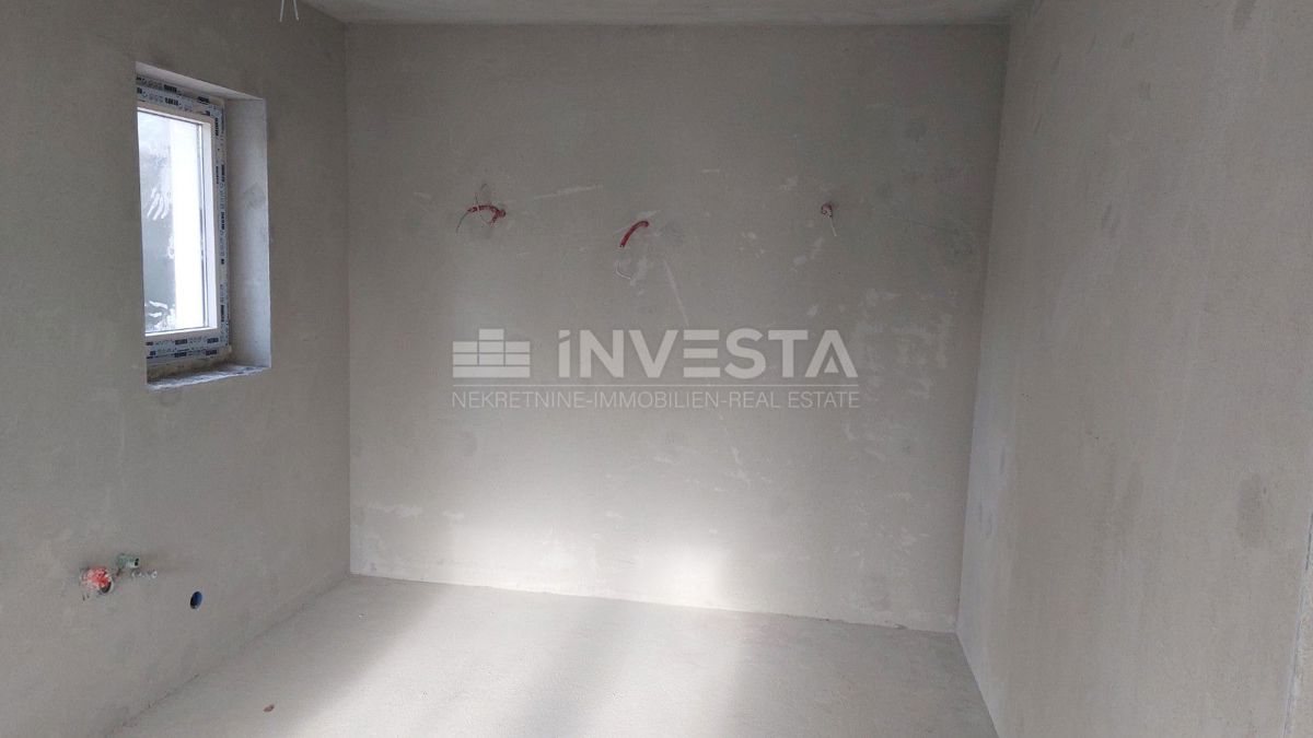 Tinjan, Kompleks 5 Vil z Bazeni