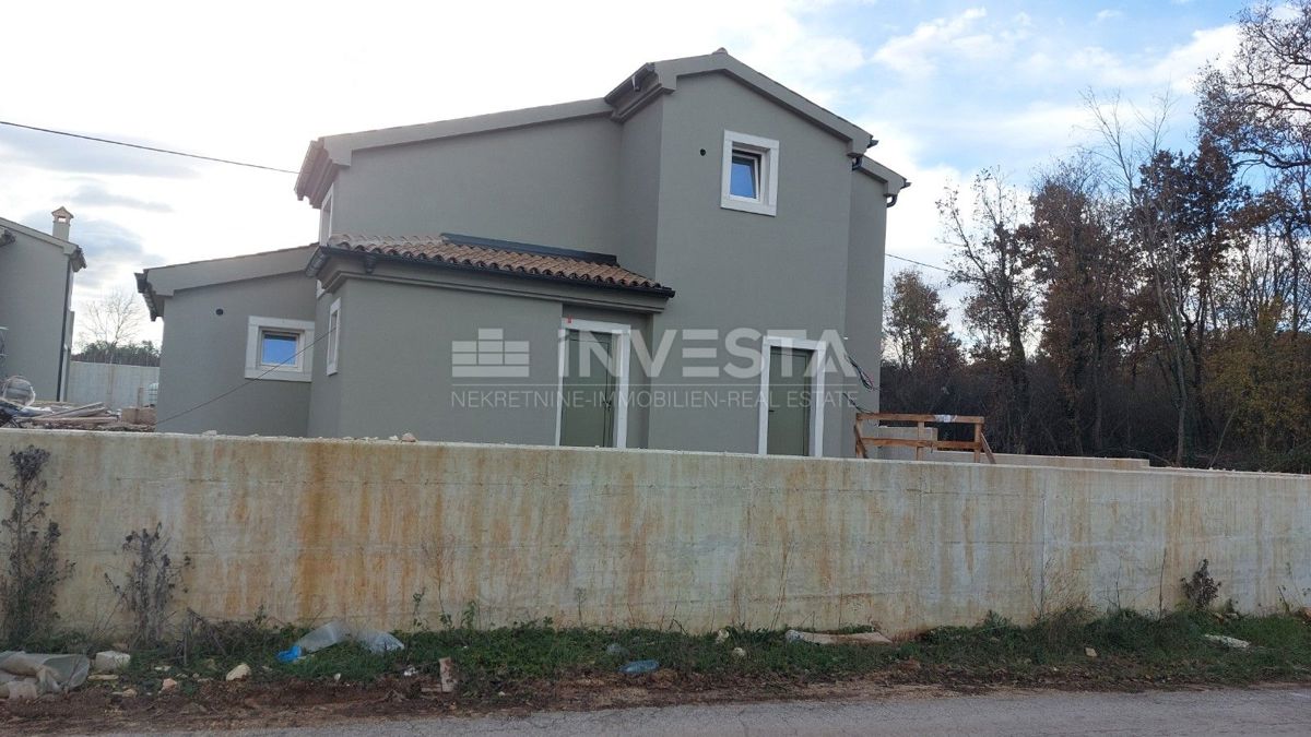 Tinjan, Kompleks 5 Vil z Bazeni