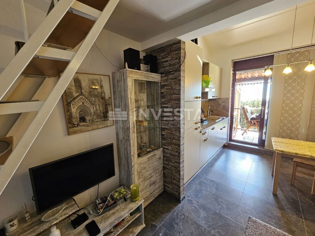 Duga Uvala, apartma s pogledom na morje, blizu plaže