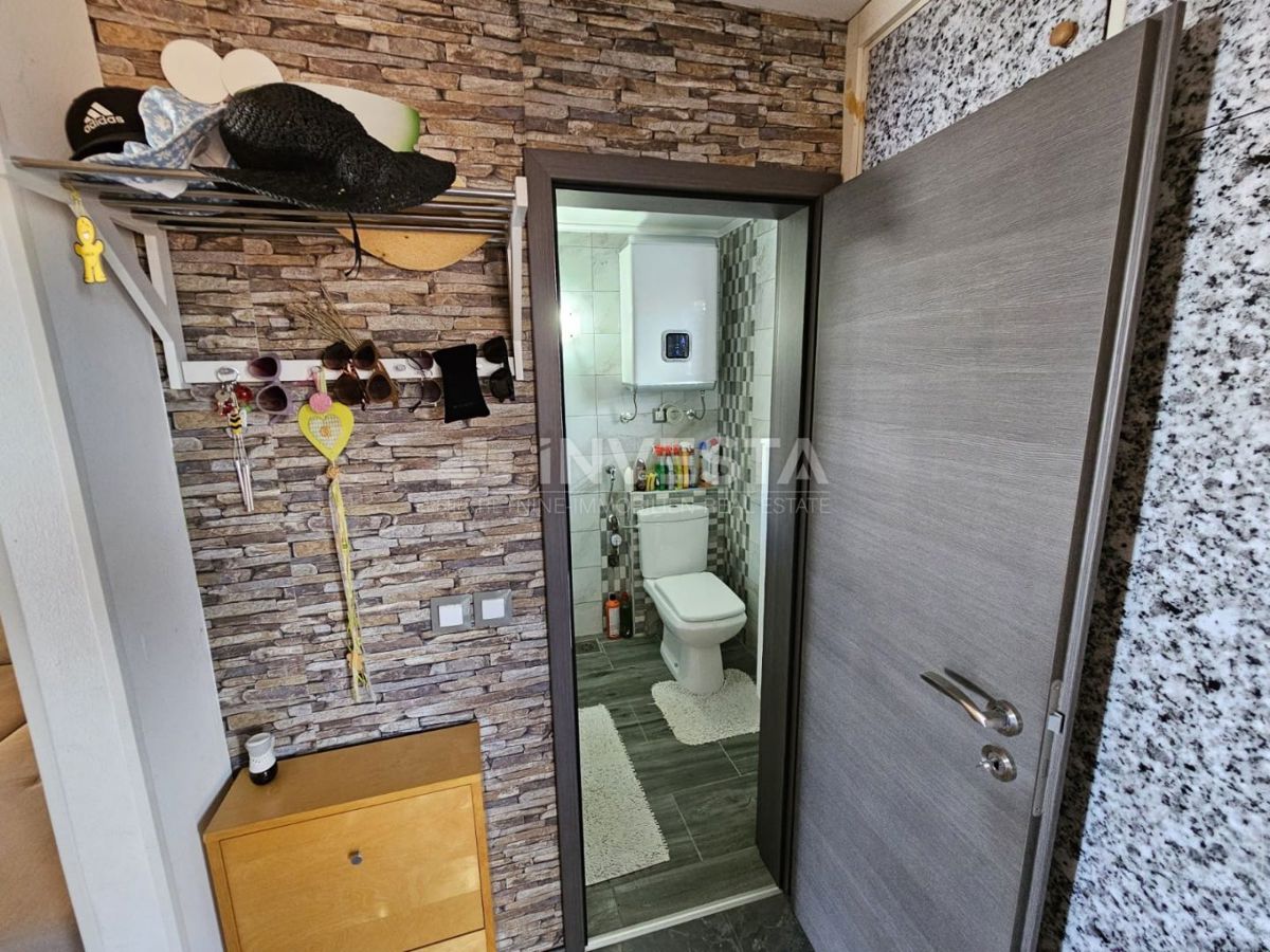 Duga Uvala, apartma s pogledom na morje, blizu plaže