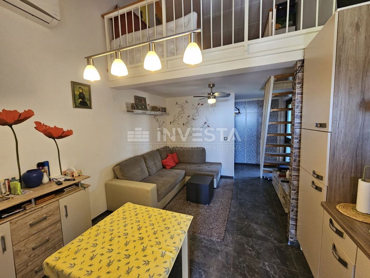 Duga Uvala, apartma s pogledom na morje, blizu plaže