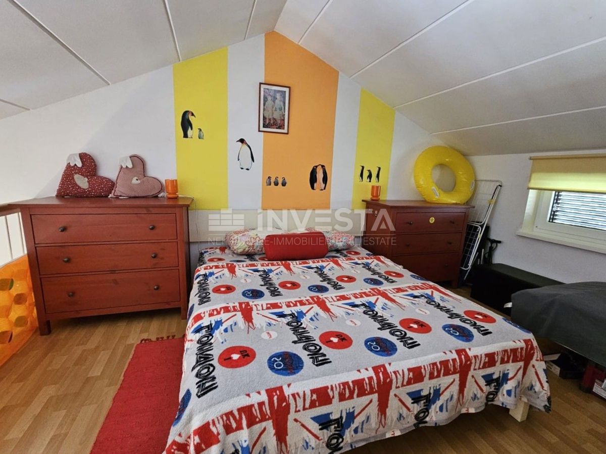 Duga Uvala, apartma s pogledom na morje, blizu plaže