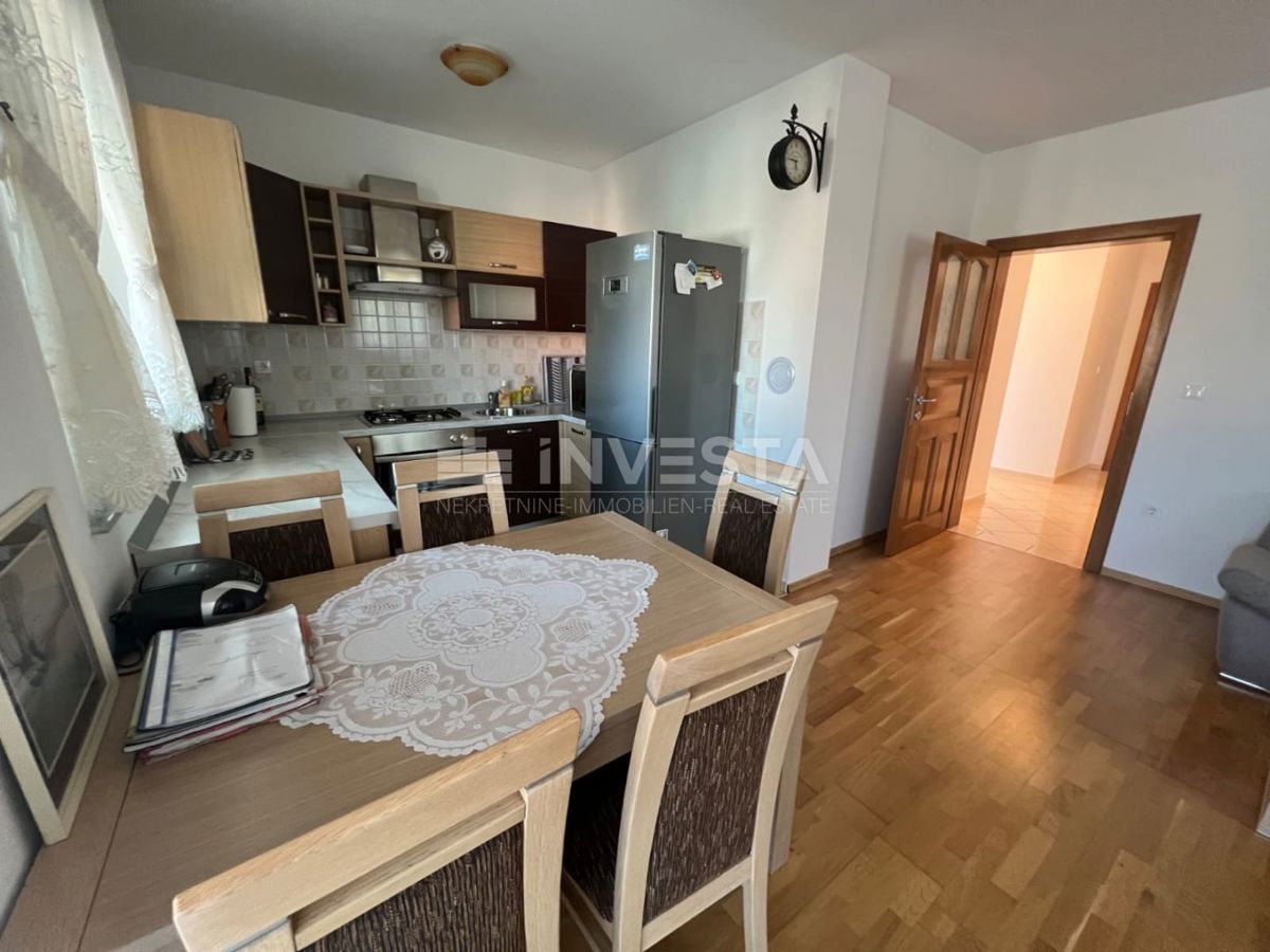 Fažana, Valbandon, prenovljeno stanovanje 68 m², blizu morja