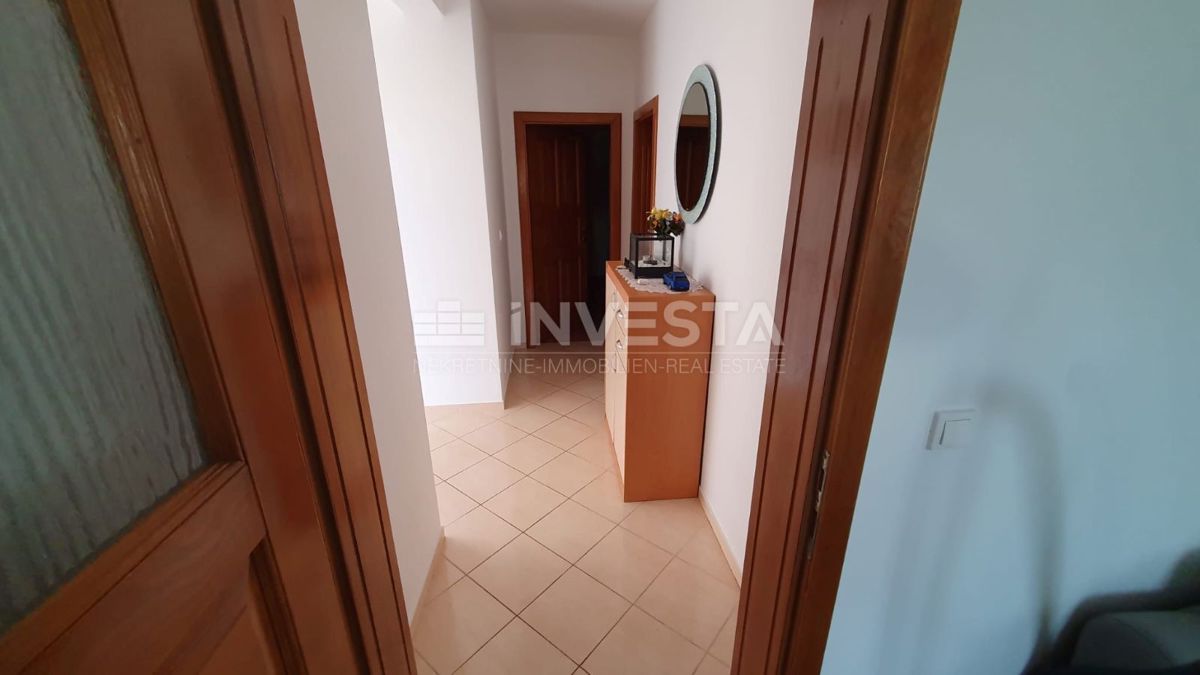 Fažana, Valbandon, prenovljeno stanovanje 68 m², blizu morja