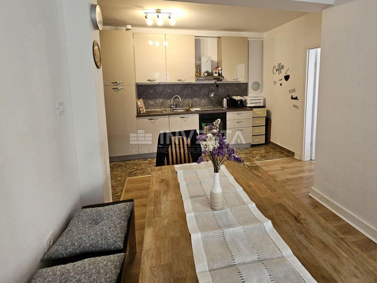 Fažana, Valbandon, opremljen apartma 73,95 m², parkirišče